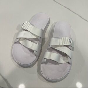 Chaco Chillos Slides white Women's size 11